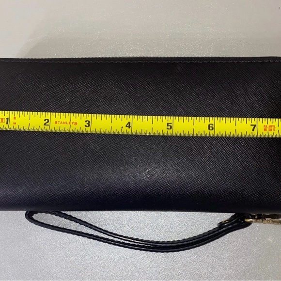 Michael Kors Jet Set Signature Multifunction Wristlet - Black, Large - Picture 6 of 7